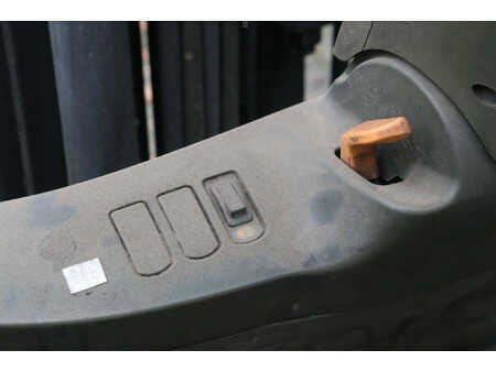 Elektromos 4 kerekű - Crown SC 3200 (25)