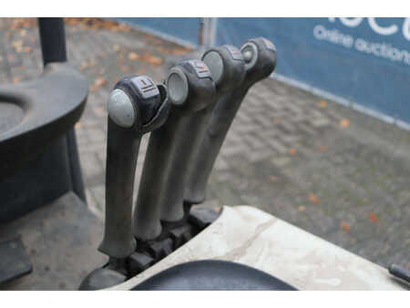 Elektromos 4 kerekű - Crown SC 3200 (29)