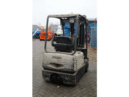 Elektromos 4 kerekű - Crown SC 3200 (6)