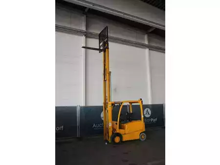 4-wiel elektrische heftrucks 2012  Hyster J2.5XN (30)