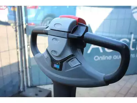 Stacker pedestre 2022  Toyota SWE200D (16)