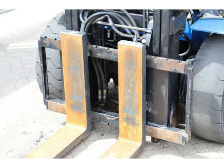 Carrelli elevatori diesel 2001  CAT Lift Trucks DP35K (11)