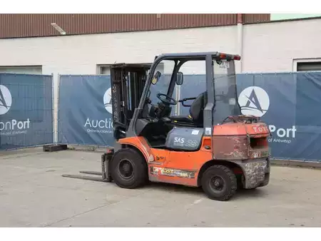 LPG heftrucks 2000  Toyota 42-7FGF25 (3)