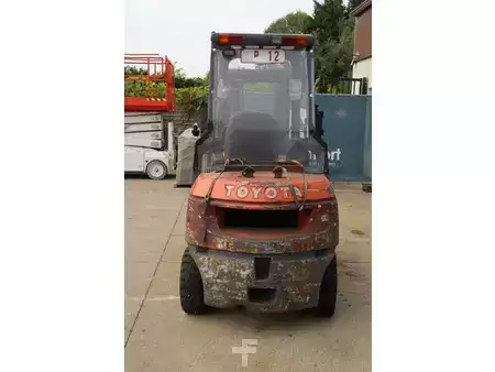 LPG heftrucks 2000  Toyota 42-7FGF25 (4)