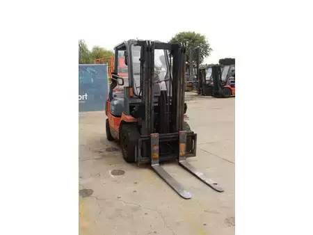 LPG heftrucks 2000  Toyota 42-7FGF25 (6)