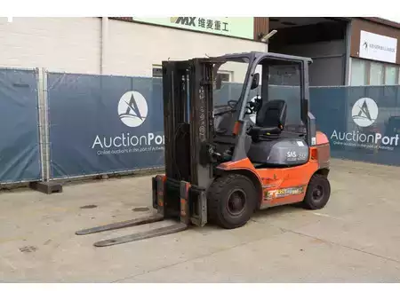 LPG heftrucks 2000  Toyota 42-7FGF25 (8)