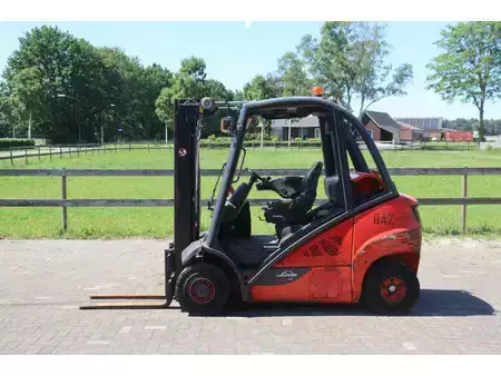 Chariots élévateurs diesel - [div]  (2)