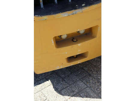 Diesel heftrucks 2002  Daewoo D40S-2 (22)