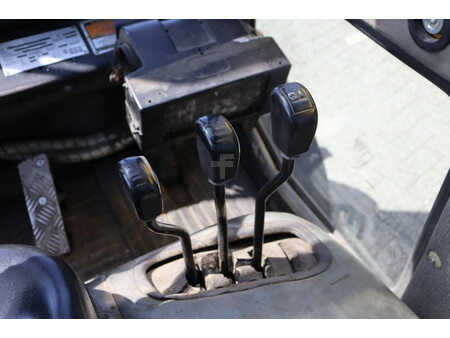 Diesel heftrucks 2002  Daewoo D40S-2 (28)