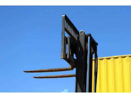 Diesel heftrucks 2002  Daewoo D40S-2 (38)