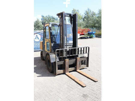 Diesel heftrucks 2002  Daewoo D40S-2 (7)