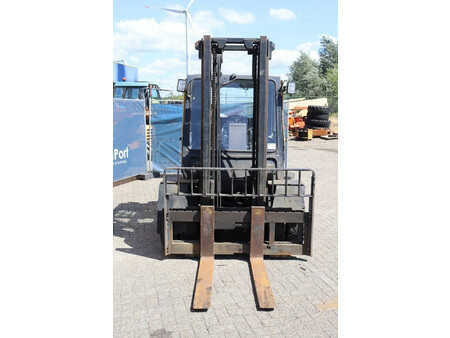 Diesel heftrucks 2002  Daewoo D40S-2 (8)