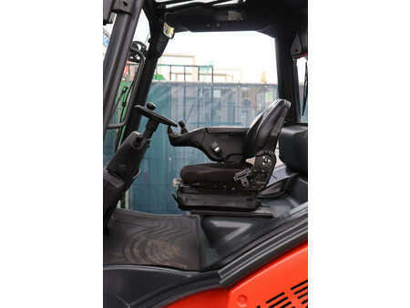 Wózki gazowe 2015  Linde H40T-02 (22)