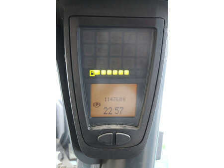 Wózki gazowe 2015  Linde H40T-02 (28)