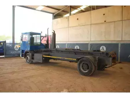 terminal traktor - Terberg TRT 89 (3)