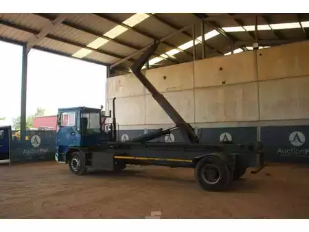 terminal traktor - Terberg TRT 89 (30)