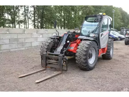 Sollevatori telescopici rigidi 2017  Manitou MLT 635-130 PS+ (9)