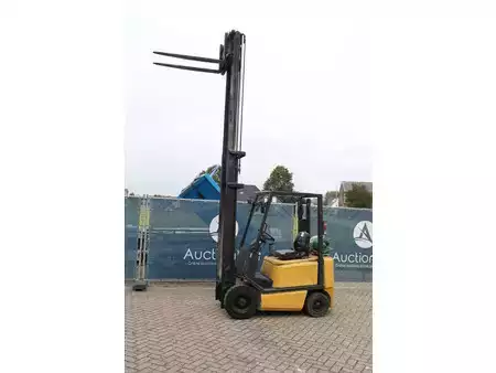 Gas gaffeltruck 2000  Yale GLP16AFV2775 (40)