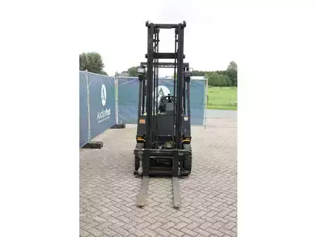 Gas gaffeltruck 2000  Yale GLP16AFV2775 (8)