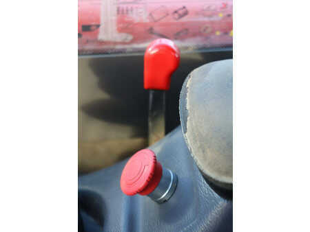 Teleskoplastare Rigid 2012  Manitou MLT 840-137 (30)