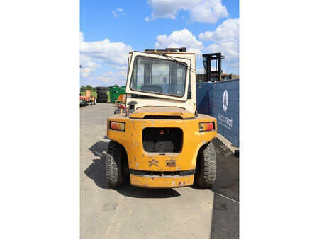 Diesel Forklifts - Dalian CPCD40F (5)