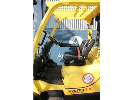 Chariots élévateurs GPL 2014  Hyster S7.0FT (21)