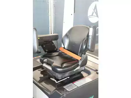 Chariots électriques à 4 roues 2015  Unicarriers AG1N1L18Q (24)