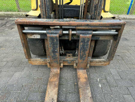 Nestekaasutrukki 2004  Hyster H3.00XM (14)