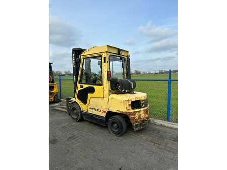Nestekaasutrukki 2004  Hyster H3.00XM (2)