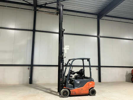 Elektro čtyřkolový VZV 2017  Toyota 8FBM16T (15)