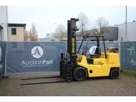 Chariots élévateurs GPL 2003  Hyster S7.00XL (1)
