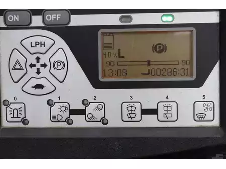 Sähkö - 4 pyör 2017  Cesab B420 (24)