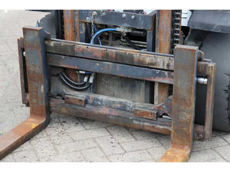 Carrelli elevatori diesel 2005  Fenwick H25D (10)