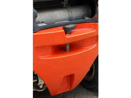 Carrelli elevatori diesel 2005  Fenwick H25D (16)