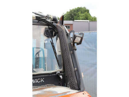 Carrelli elevatori diesel 2005  Fenwick H25D (17)