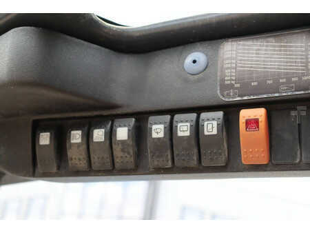 Carrelli elevatori diesel 2005  Fenwick H25D (26)