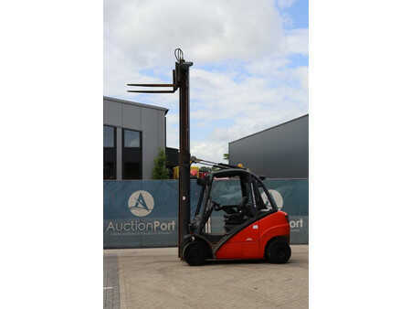 Carrelli elevatori diesel 2005  Fenwick H25D (34)