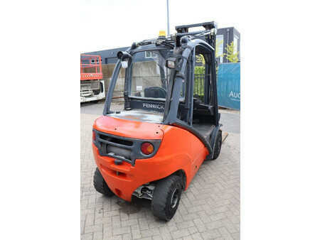 Carrelli elevatori diesel 2005  Fenwick H25D (6)
