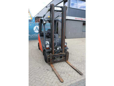 Carrelli elevatori diesel 2005  Fenwick H25D (7)