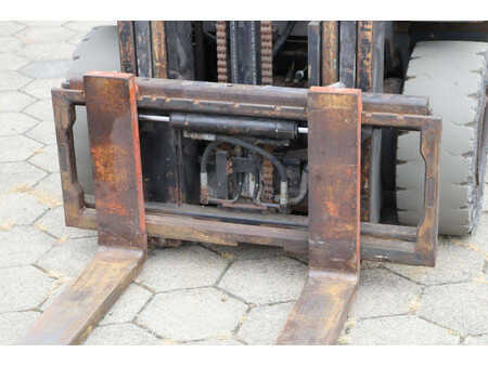 Eléctrica de 4 ruedas - Toyota 25 (11)