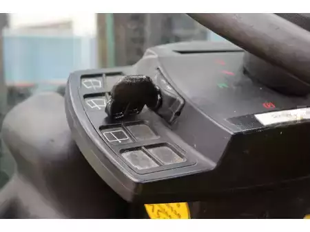 Nestekaasutrukki 2013  Hyster H5.5FT (29)