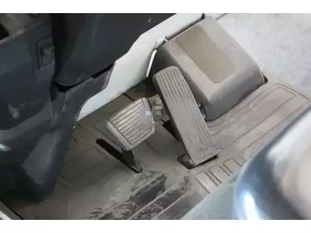 Elektrisk- 4 hjul 2016  Unicarriers AG1N1L18Q (22)