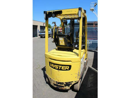 Chariots électriques à 4 roues 2018  Hyster E2.5XN MWB (5)