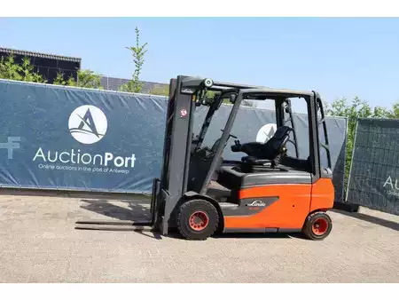 Electric - 4 wheels 2015  Linde E30L-01 (1)