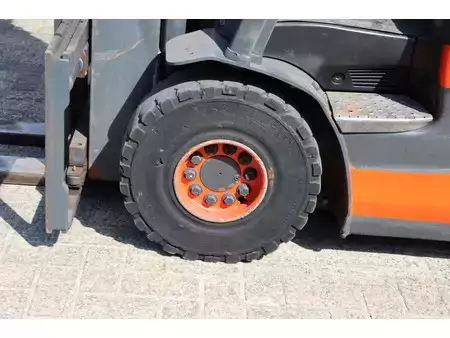 Electric - 4 wheels 2015  Linde E30L-01 (13)