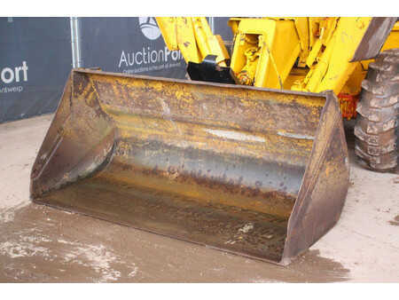 Telescopic forklift rigid - JCB 530-120 (9)