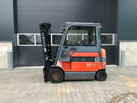 Elektro čtyřkolový VZV 2008  Toyota 7FBMF30 (2)