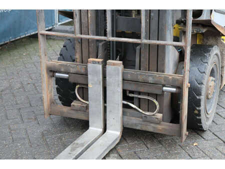 Dieseltrukki - Nissan 25 (11)