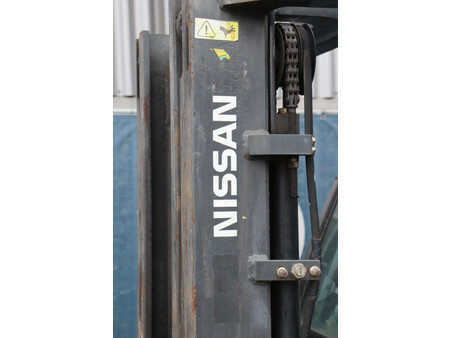 Dieseltrukki - Nissan 25 (12)