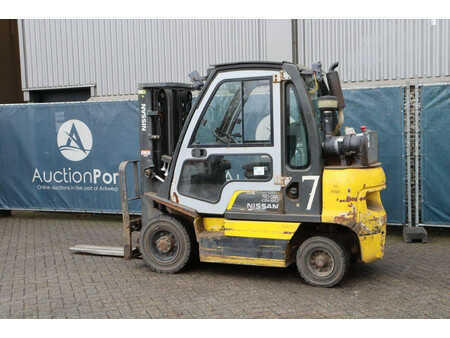 Dieseltrukki - Nissan 25 (3)